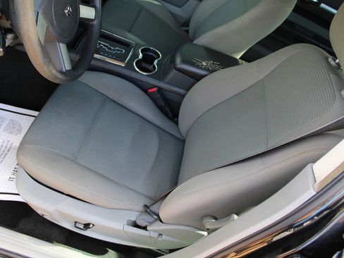 Used 2009 Dodge Charger SXT image 16