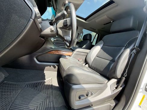Used 2019 Chevrolet Tahoe Premier AWD/4WD image 27