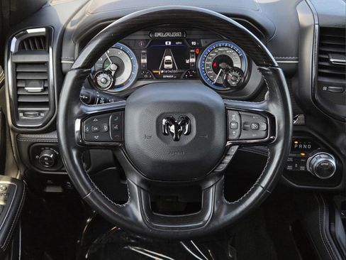 Used 2022 RAM 1500 Limited AWD/4WD image 23