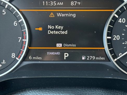 New 2025 Nissan Pathfinder SV image 14