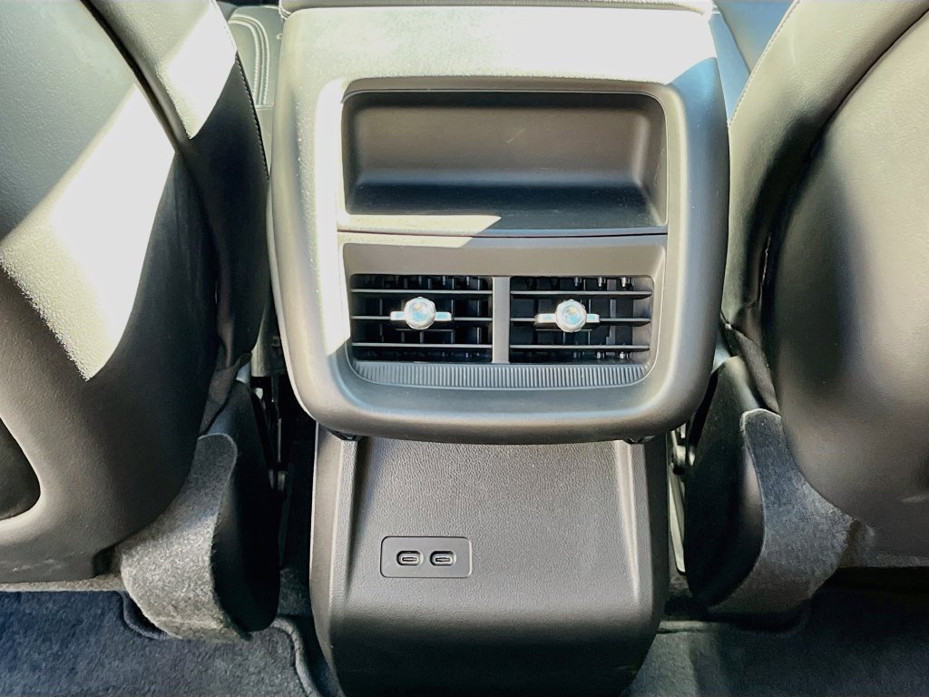 Certified 2024 Cadillac Lyriq Tech AWD/4WD image 31