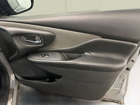 Used 2023 Nissan Murano SV w/ SV Midnight Edition Package image 31