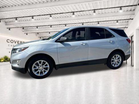 Used 2020 Chevrolet Equinox LS w/ LS Convenience Package FWD image 5