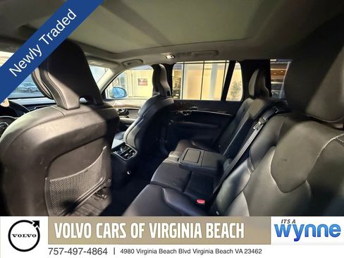 Used 2019 Volvo XC90 T5 Momentum w/ Protection Package AWD/4WD image 12