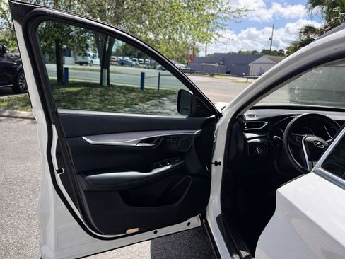 Used 2023 INFINITI QX50 Luxe image 10