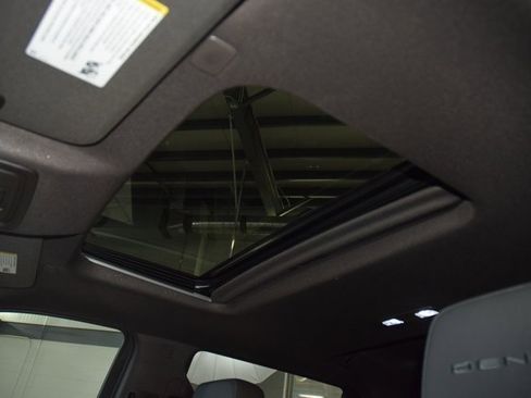 Used 2021 GMC Sierra 1500 Denali w/ Denali Ultimate Package image 52