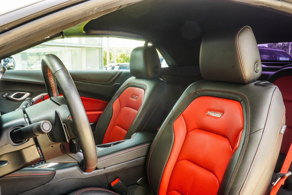 Used 2023 Chevrolet Camaro SS RWD image 40