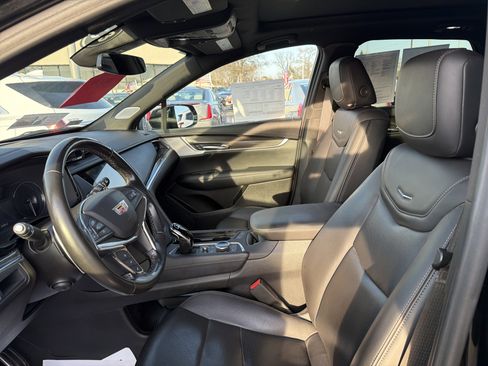 Certified 2023 Cadillac XT5 Sportv image 10