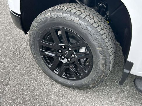 New 2026 Chevrolet Silverado 1500 LT Trail Boss w/ LT Trail Boss Premium Package image 9