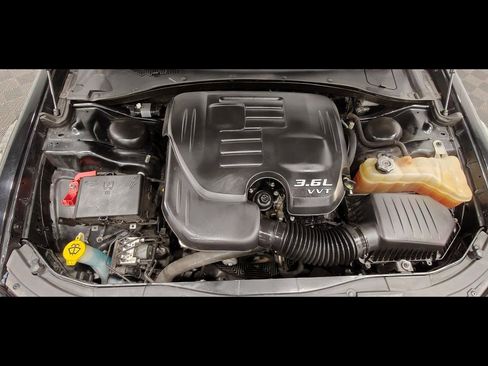 Used 2020 Chrysler 300 S AWD/4WD image 50