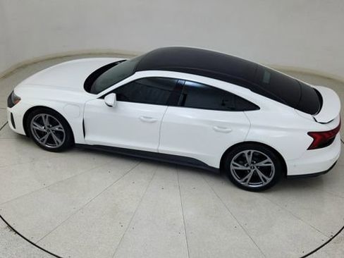 Used 2024 Audi e-tron GT Prestige w/ Prestige Package image 76