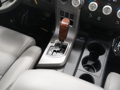 Used 2012 Toyota Tundra Limited image 16