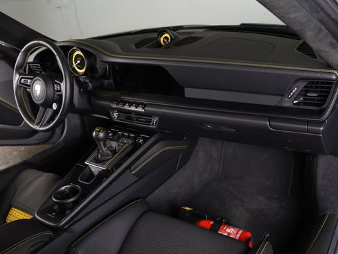 Used 2023 Porsche 911 GT3 RWD image 16
