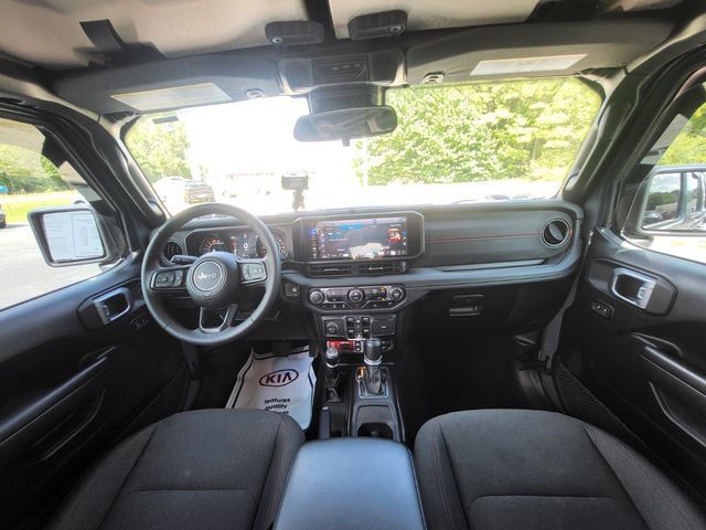 Used 2024 Jeep Wrangler Unlimited Rubicon w/ XTREMEE 35" Tire Package AWD/4WD image 13