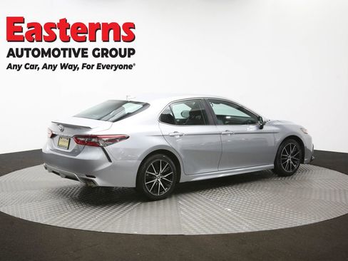 Used 2023 Toyota Camry SE image 38
