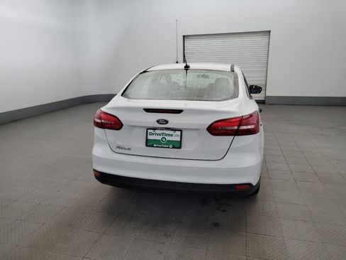 Used 2017 Ford Focus S image 7