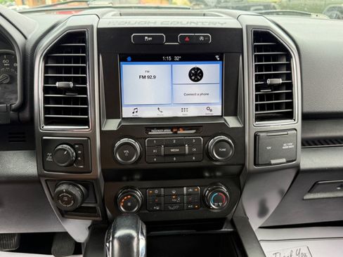 Used 2019 Ford F150 XLT w/ Equipment Group 302A Luxury AWD/4WD image 12