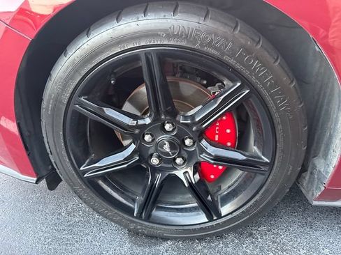 Used 2018 Ford Mustang Premium w/ Equipment Group 201A RWD image 8