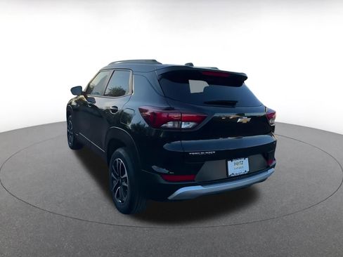 Used 2025 Chevrolet TrailBlazer LT image 11