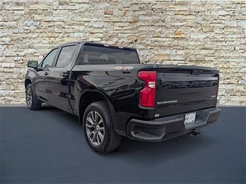 Used 2020 Chevrolet Silverado 1500 RST w/ RST Value Package image 4