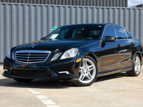 Used 2011 Mercedes-Benz E 350 Sedan image 1
