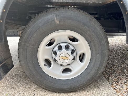 New 2025 Chevrolet Express 3500 w/ Power Convenience Package image 26