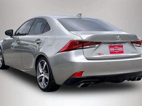 Used 2018 Lexus IS 300 w/ Comfort Package image 4
