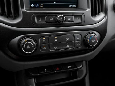 Used 2021 Chevrolet Colorado W/T w/ WT Convenience Package image 26