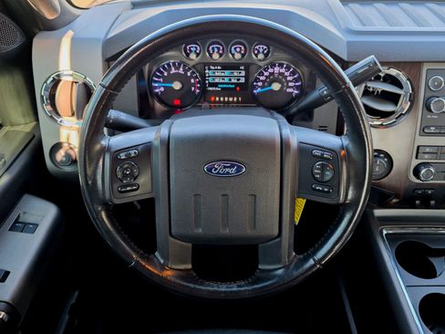 Used 2012 Ford F250 Lariat w/ Chrome Pkg image 32
