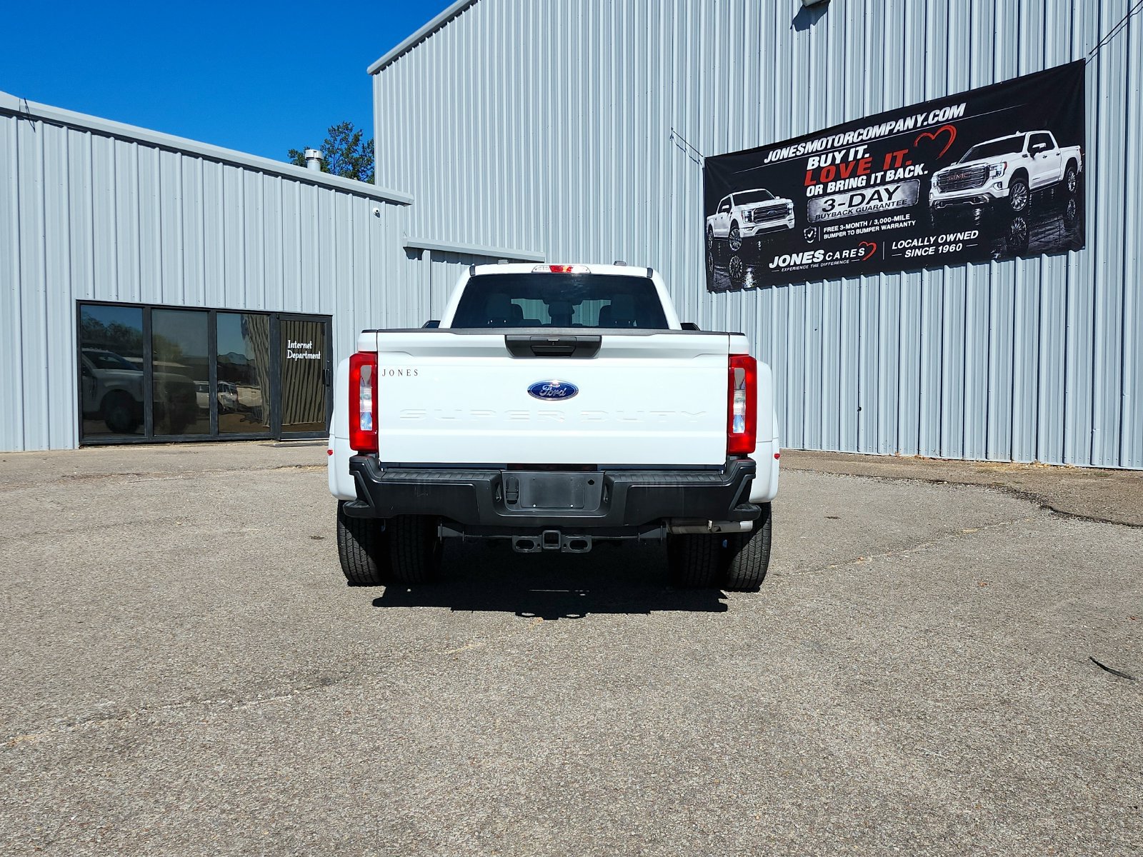 Used 2024 Ford F350 XL w/ FX4 Off-Road Package AWD/4WD image 7
