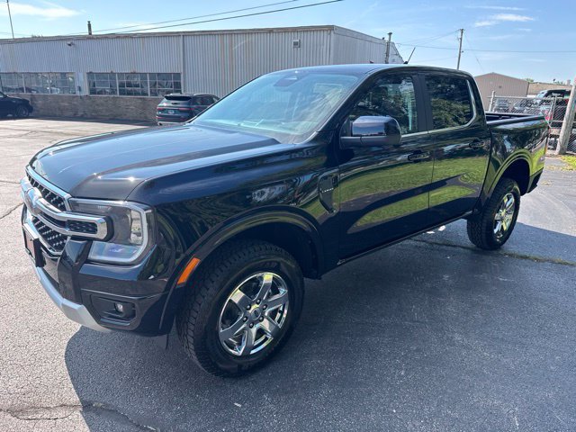 New 2026 Ford Ranger Lariat w/ FX4 Off-Road Package AWD/4WD image 2