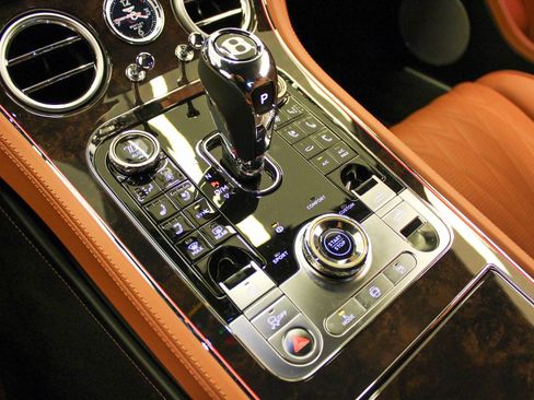 New 2026 Bentley Continental GTC AWD/4WD image 22