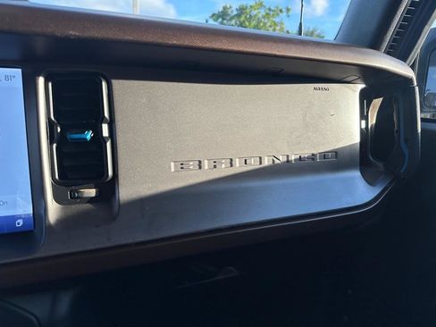 Used 2022 Ford Bronco Outer Banks AWD/4WD image 19