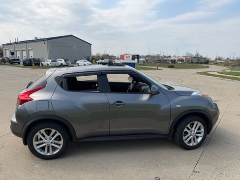 Used 2014 Nissan Juke SL image 3