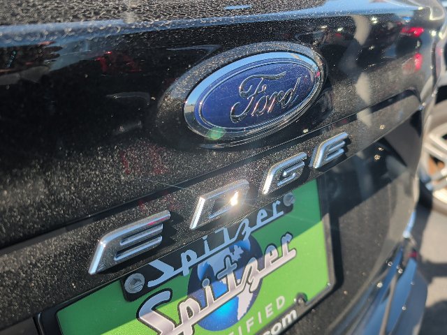 Used 2024 Ford Edge Titanium AWD/4WD image 7