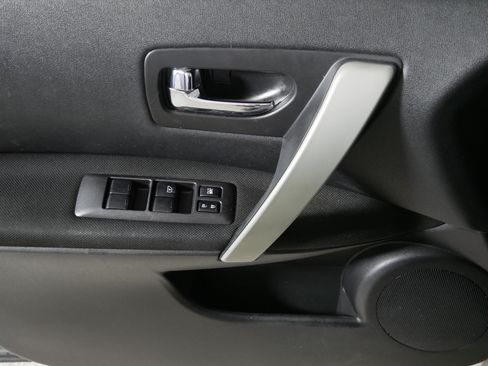 Used 2013 Nissan Rogue S w/ Special Edition Pkg AWD/4WD image 19