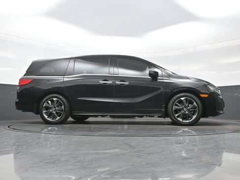 Used 2022 Honda Odyssey Elite image 35