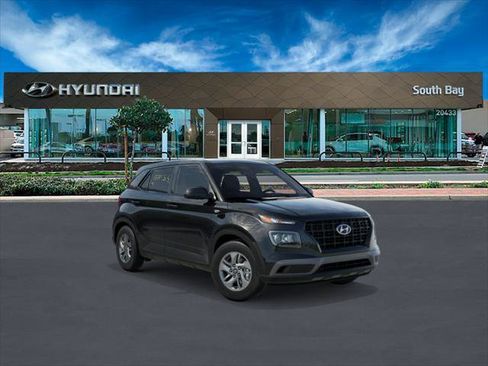 New 2026 Hyundai Venue SE image 2