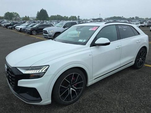 Used 2020 Audi Q8 Prestige w/ Prestige Package AWD/4WD image 1