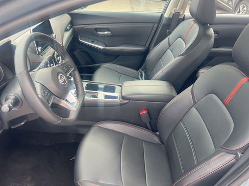 Certified 2024 Nissan Sentra SR w/ SR Premium Package image 4