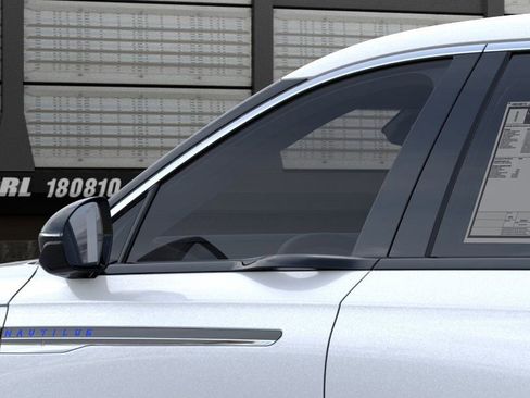 New 2026 Lincoln Nautilus Premier AWD/4WD image 20