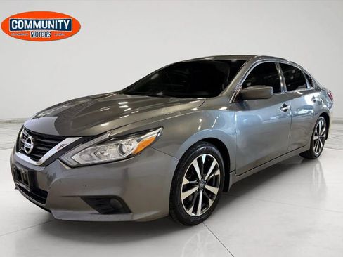 Used 2016 Nissan Altima 2.5 SR image 1
