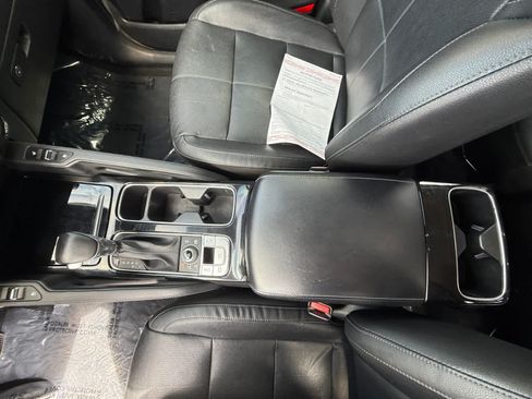 Used 2021 Kia Telluride EX w/ Towing Package AWD/4WD image 18