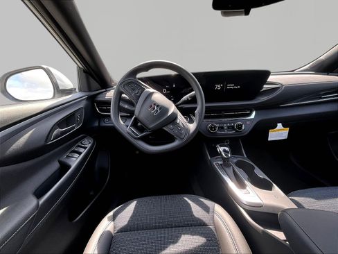New 2026 Buick Envista Sport Touring FWD image 9