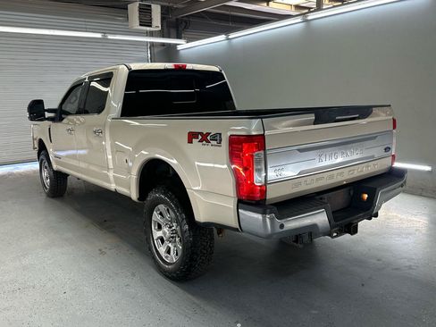 Used 2018 Ford F250 King Ranch w/ Chrome Package AWD/4WD image 8