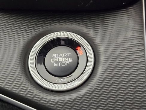 New 2025 Jeep Grand Cherokee L Laredo RWD image 26