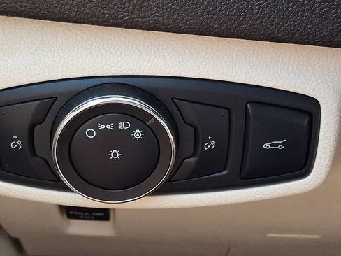Used 2015 Lincoln MKC AWD w/ Equipment Group 102A Reserve image 25