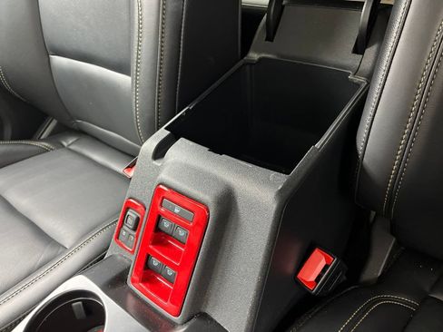 Used 2025 Ford Bronco Badlands AWD/4WD image 27