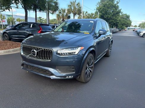 Used 2023 Volvo XC90 B5 Core w/ Climate Package AWD/4WD image 7