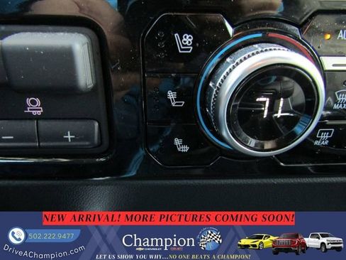 Certified 2024 GMC Sierra 1500 SLT w/ SLT Premium Package image 18